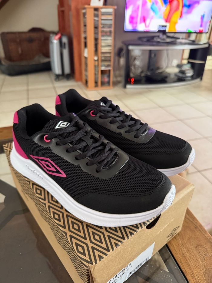 Baskets Umbro - photo numéro 5