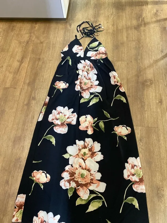 Robe longue dos nu - photo numéro 4
