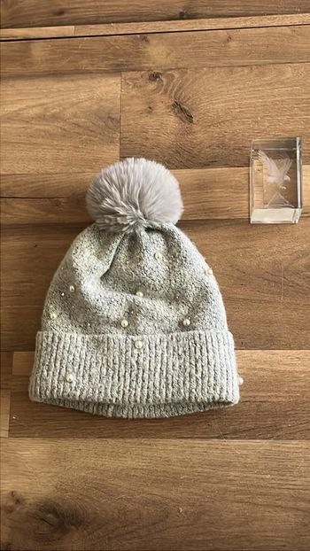 Je vend un bonnet taille unique bon etat