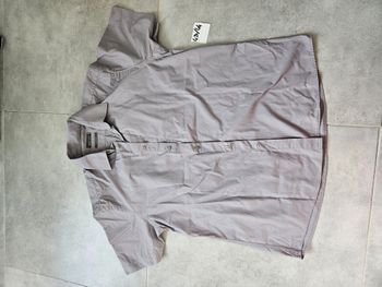 Chemise manches courtes grise taille 43/44