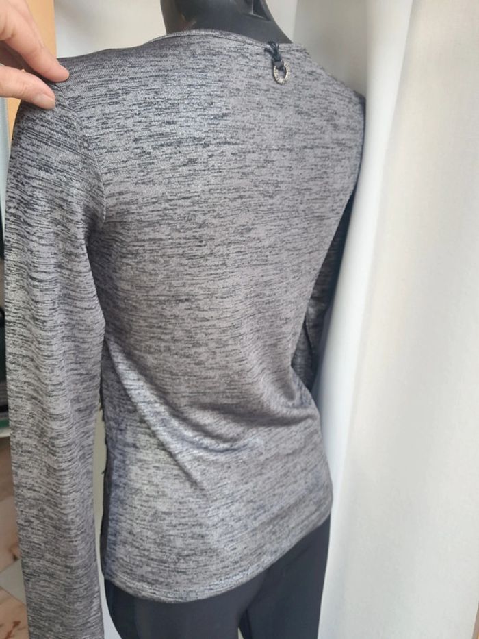 Save the Queen haut manches longues T 36 neuf - photo numéro 10