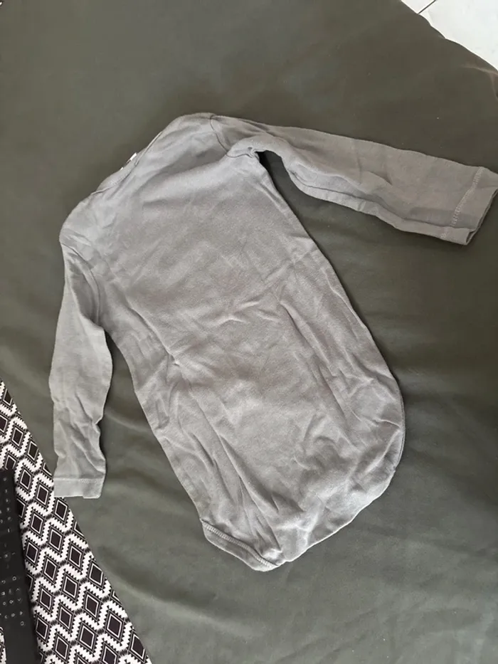 Body gris - photo numéro 4