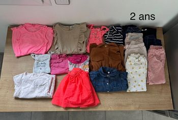 Lot fille 2 ans