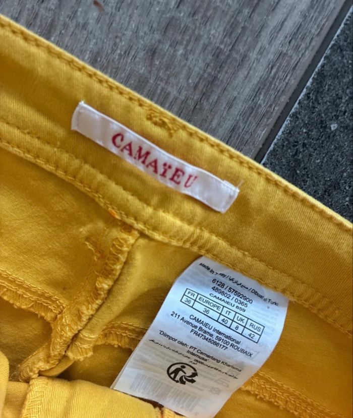 Lot de 2 jeans jaune et rouge taille S/36 camaïeu et Kiabi - photo numéro 4
