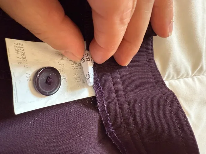 Magnifique tailleur pantalon - photo numéro 3