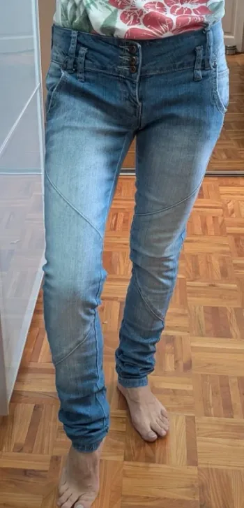 Jeans femme taille basse Zara T36