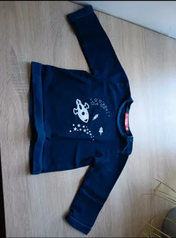 Sweat tissaia taille 24 mois