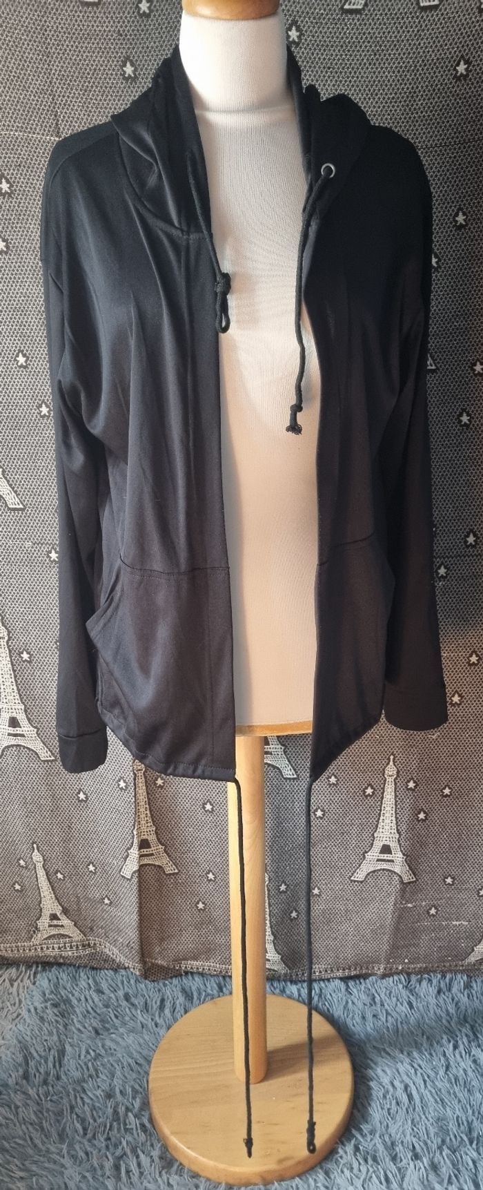 Cardigan noir à capuche taille unique mixte