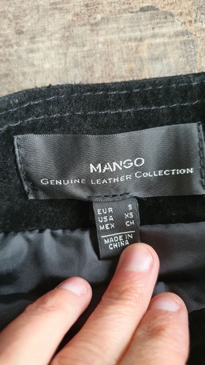 Jupe mango en cuir taille 36 en très bon état - photo numéro 7