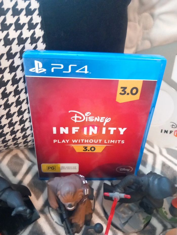 Lot de figurine infinity star wars plus le socle et le jeu sur ps4 - photo numéro 8