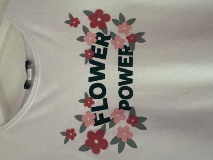 Tee shirt 8 ans - photo numéro 3