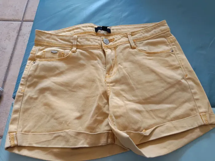 Short Jennifer 34