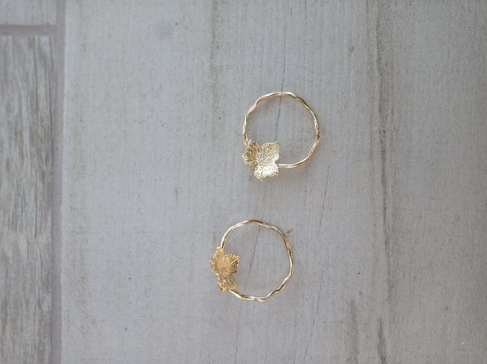 Boucles d'oreilles dorées - Feuilles d'automne