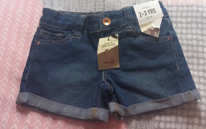 Short Primark 3 ans