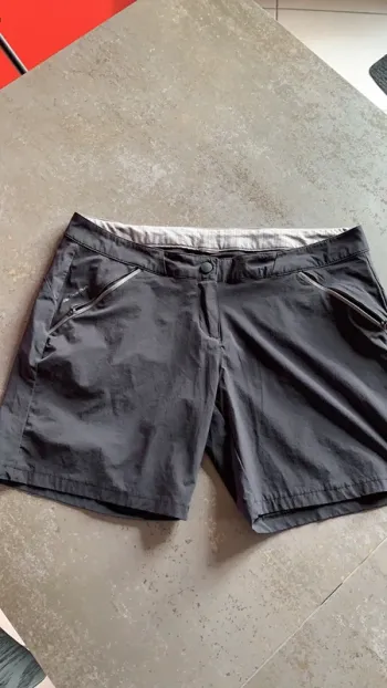 Short homme Quechua