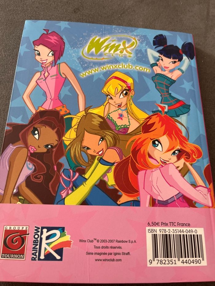 Livre les aventures magiques winx club 2 - photo numéro 3