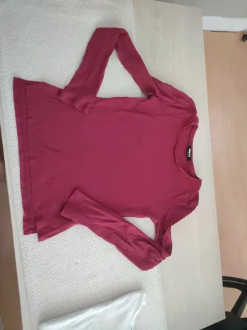 Tee shirt prune Jennyfer côtelé 14 ans