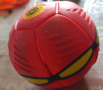 Phlat ball