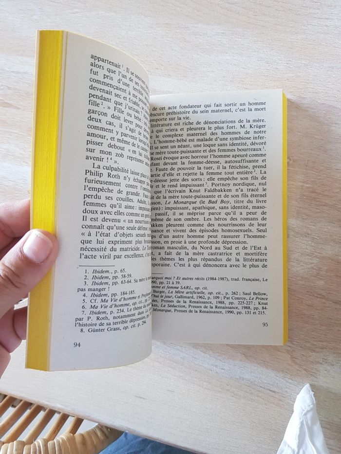 XY - Elizabeth Badinter - photo numéro 3