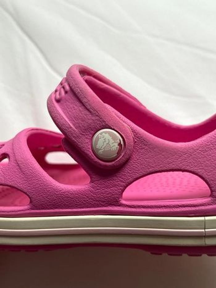 Sandales crocs taille 25 - photo numéro 9