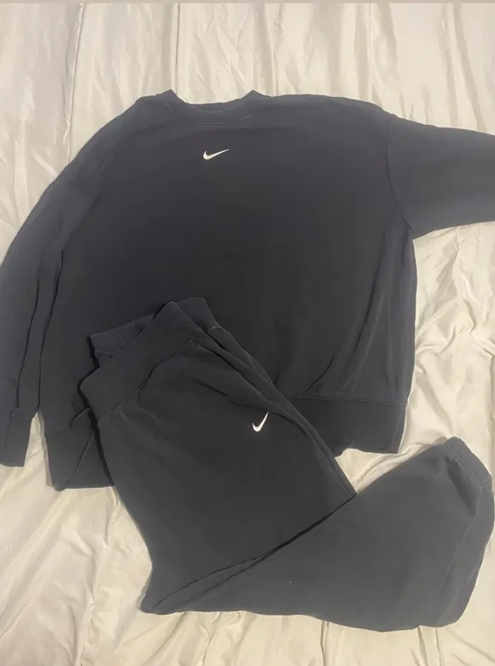 Survêtement Nike femme 2 xl - photo numéro 2