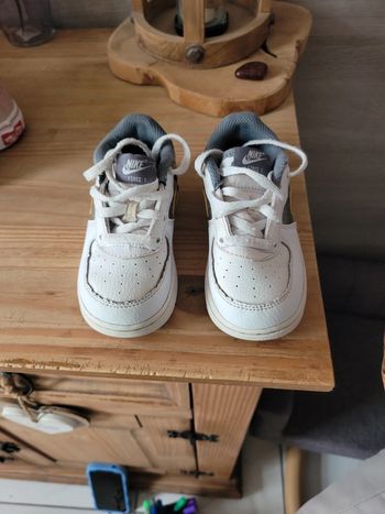 Baskets air force pointure 25