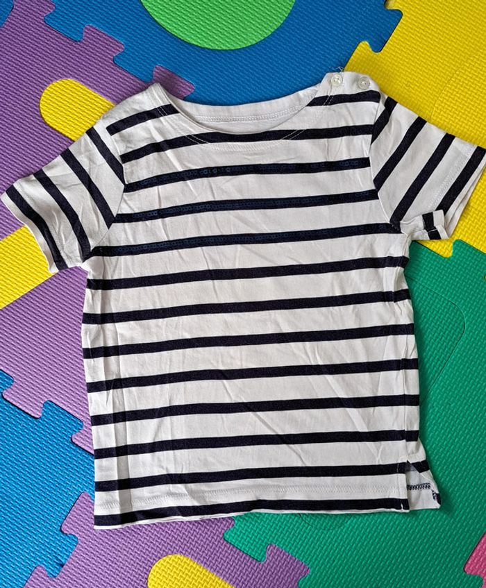 Lot 4 hauts + 4 bas 18m - photo numéro 19