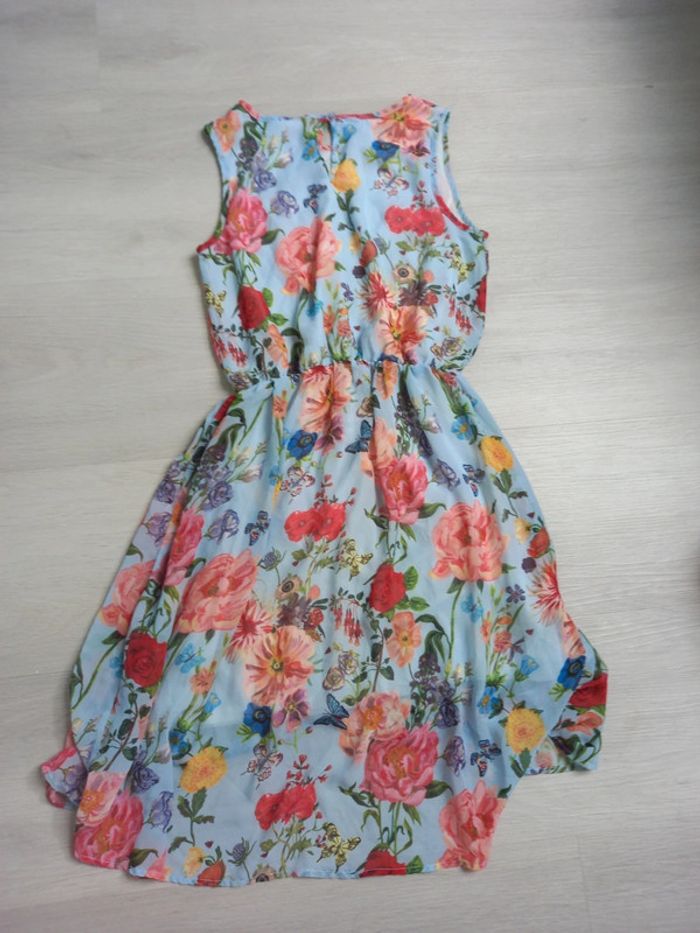 Superbe robe mi-longue d'été H&M taille 170 - photo numéro 2