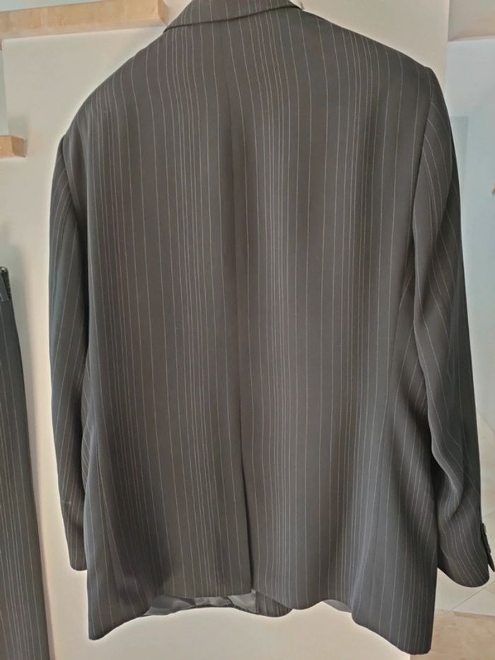 Costume deux pièces noir rayé homme taille 58 veste pantalon à pince 50 WEIL neuf - photo numéro 5