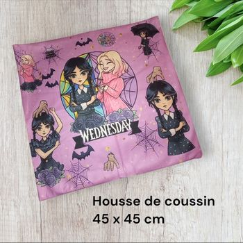 Housse de coussin mercredi famille Addams wednesday Jenna ortega