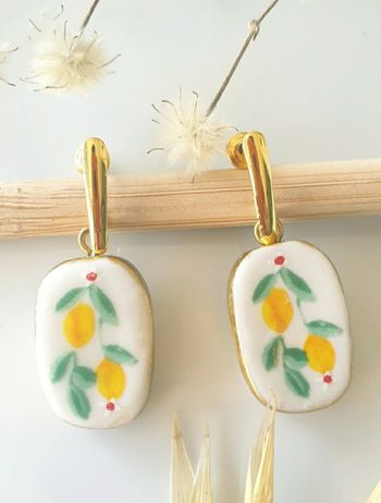 Boucles d'oreilles citrons 🍋 charms en céramique et attaches en inox doré 