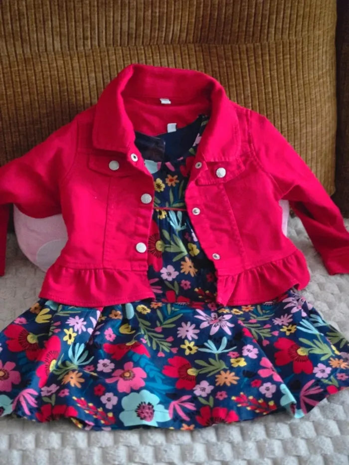 Ensemble veste et robe 23 mois