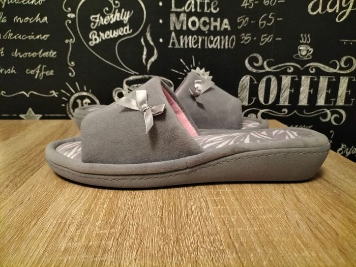 Pantoufles Isotoner - photo numéro 2
