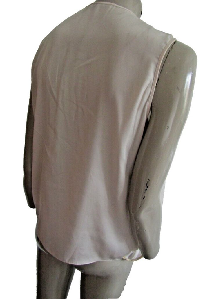 top tunique en soie marque pinko taille indiquée 38 peut aller a un petit 40 - photo numéro 4
