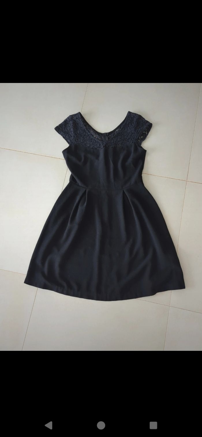 Robe dentelle camaïeu taille 38 - photo numéro 3