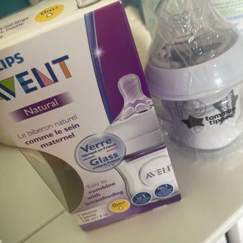 Lot de deux biberon naissance