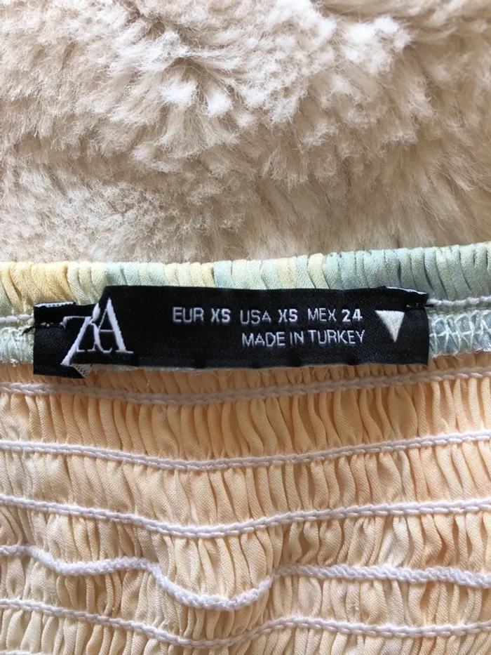 Robe Zara en XS - photo numéro 4