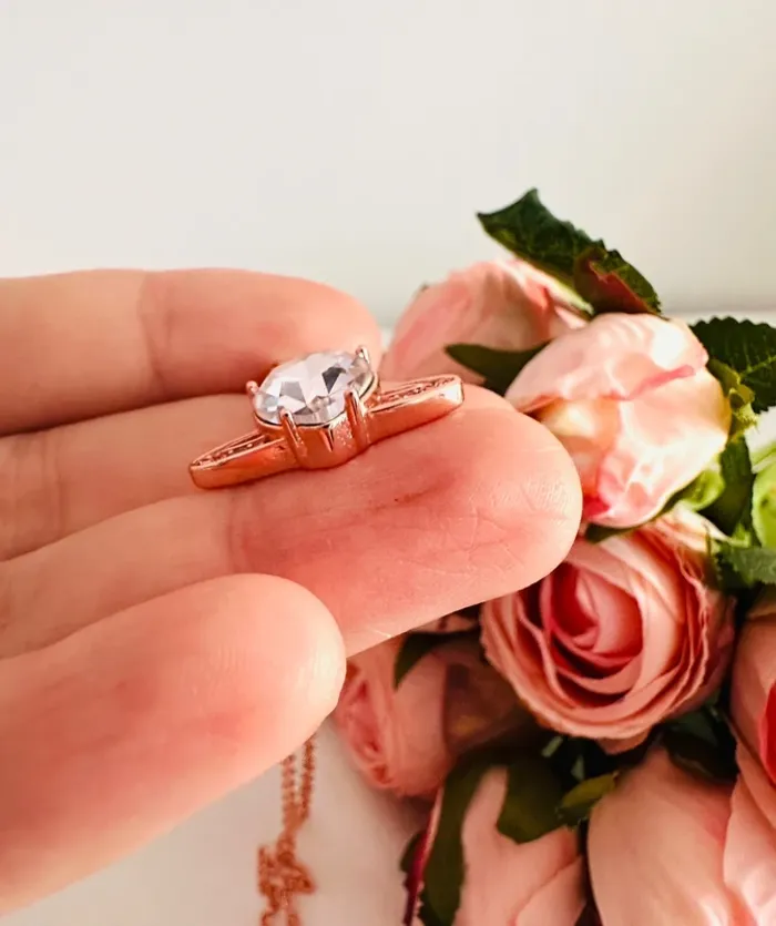 Collier Vivienne Westwood – Pendentif orbite avec cœur en zirconium rose et strass - photo numéro 3