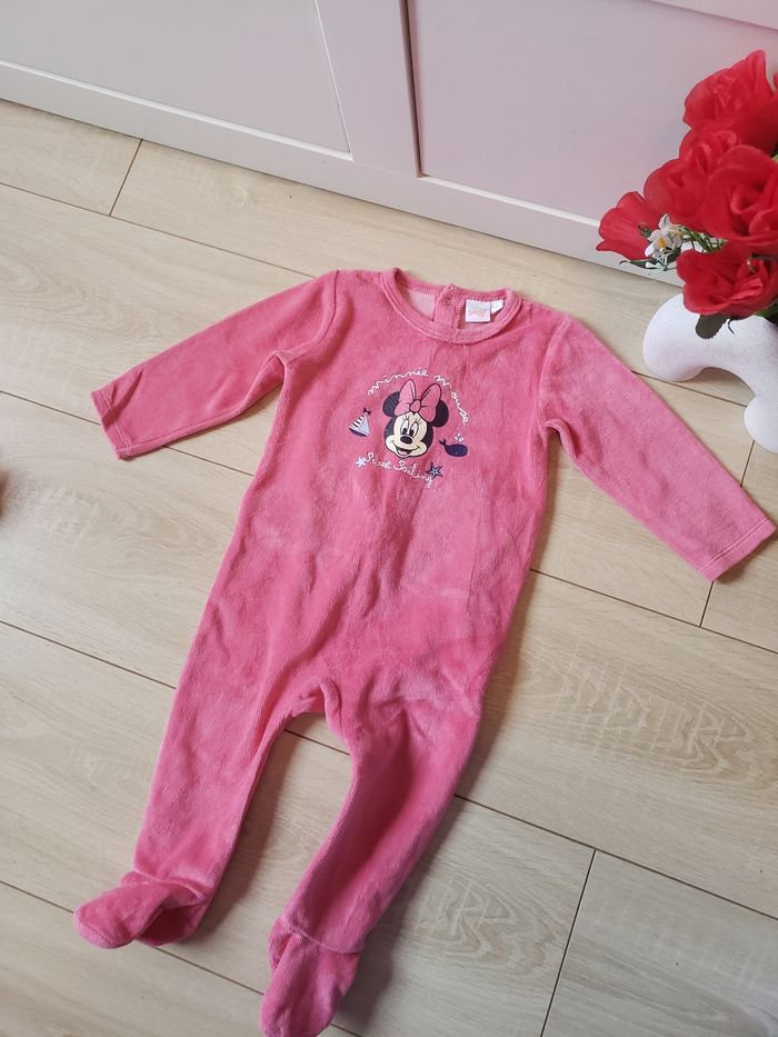 Pyjama 🎀 Disney 9 mois 2€