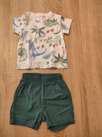 Ensemble short et t-shirt