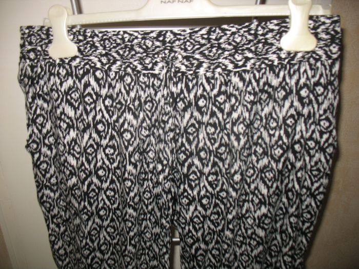 PANTALON FLUIDE NOIR ET BLANC "VIA28" - TAILLE 42 - n°05 - photo numéro 3