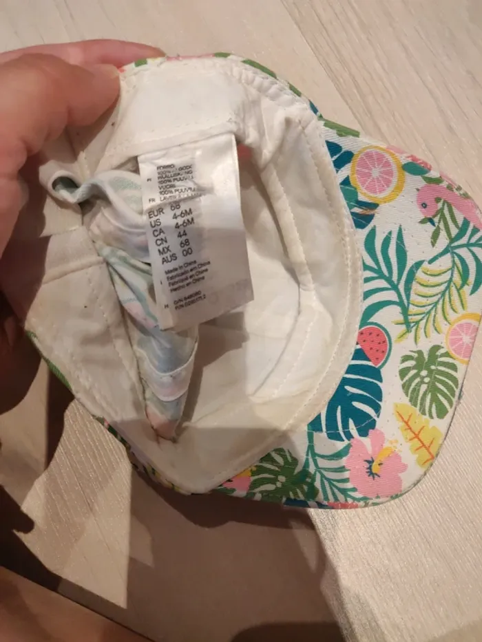 Casquette imprimé floral et flamands roses - photo numéro 3