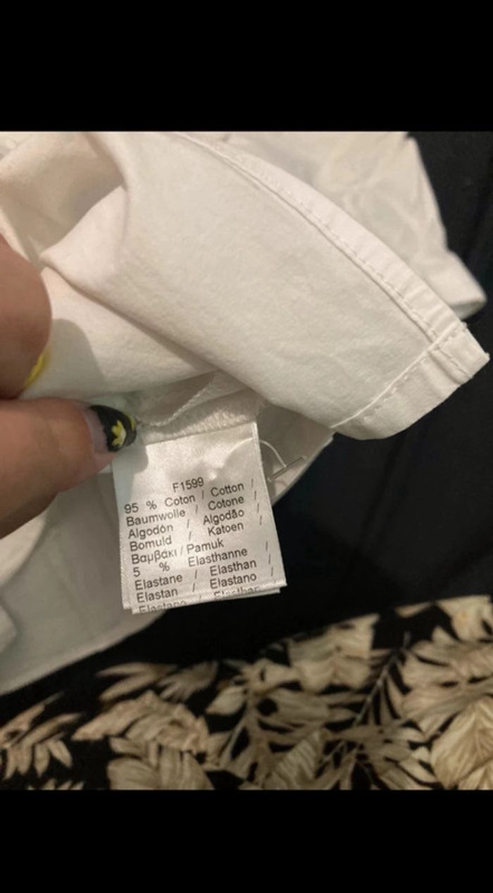 Polo Lacoste matière chemise blanche taille 38🐊 - photo numéro 3