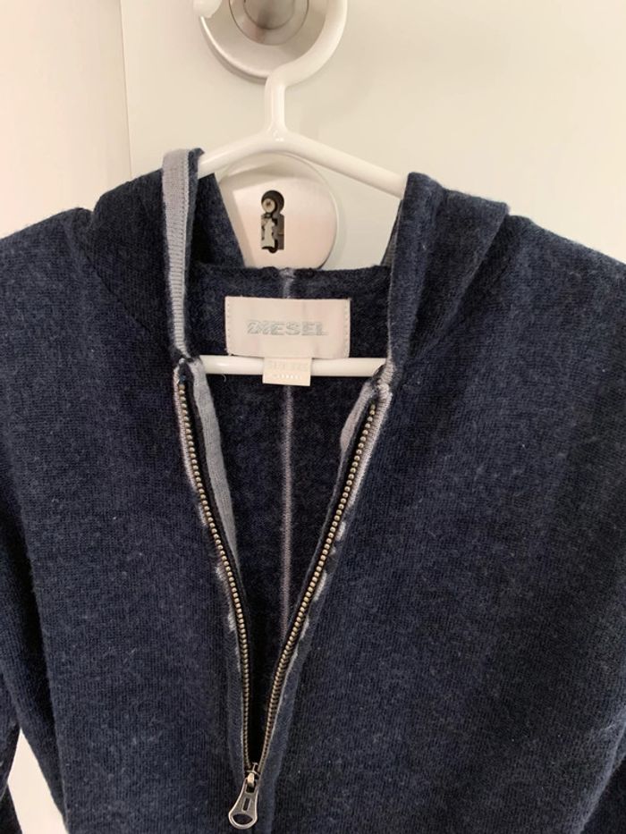 Gilet garçon Diesel avec capuche. - photo numéro 2