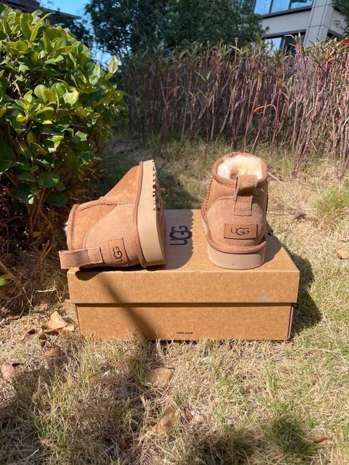 UGG classic ultra mini boots 39 - photo numéro 5