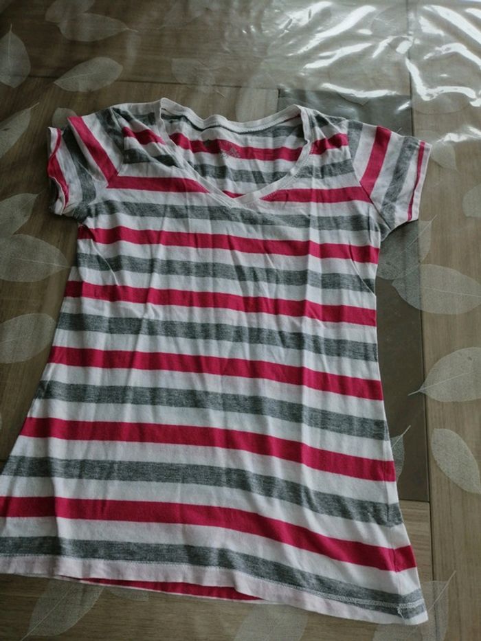 Tee shirt rayé rose gris blanc