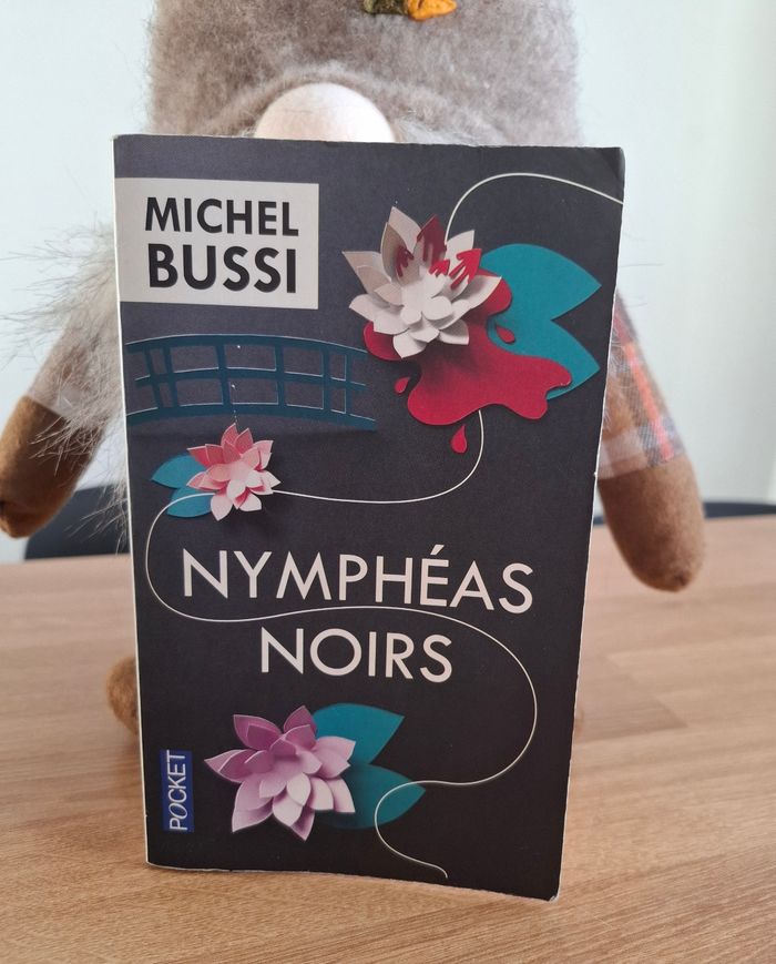 Nymphéas noirs par Michel Bussi