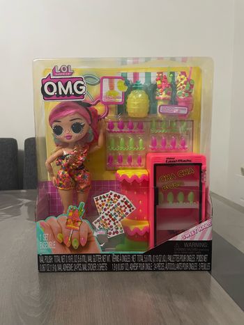 L.o.l surprise o.m.g Sweet nails