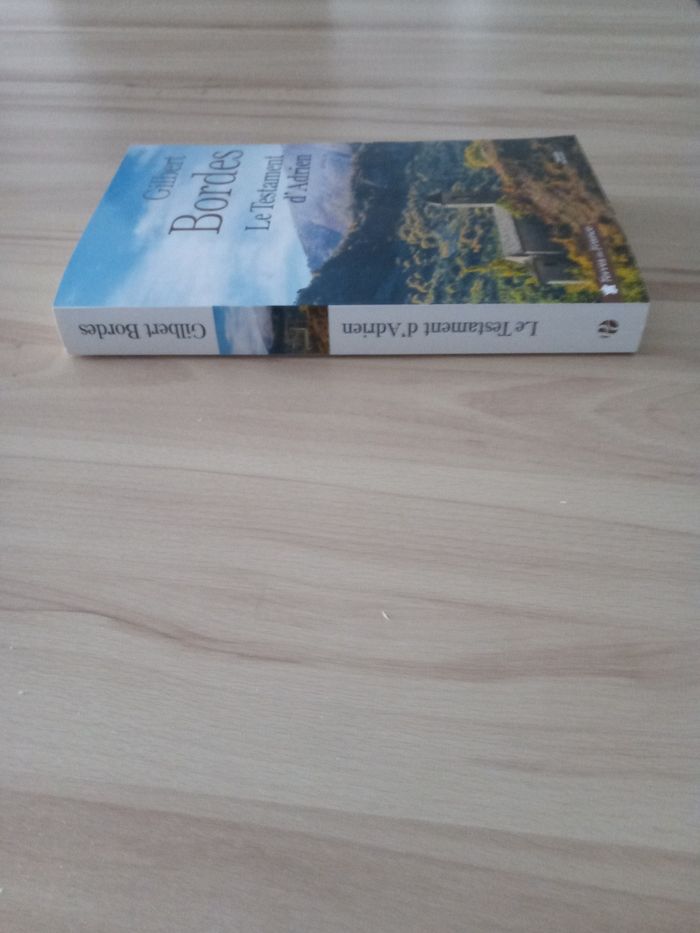 Livre Le testament d'Adrien - photo numéro 4
