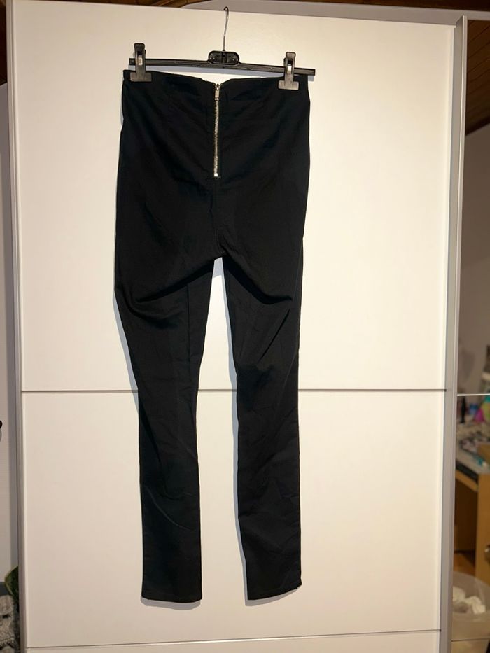 Jean slim noir H&M – taille 36 – neuf avec étiquette - photo numéro 2